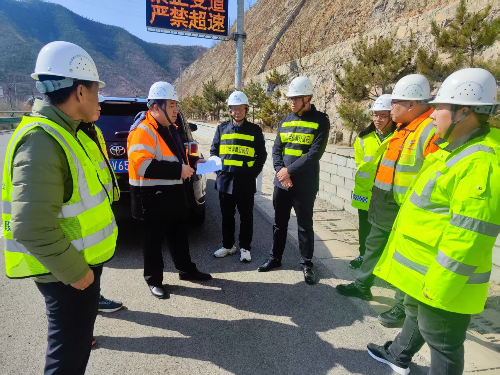 4ff1a625d51e707ebcb98cdeb18812a.jpg 4ff1a625d51e707ebcb98cdeb18812a.jpg