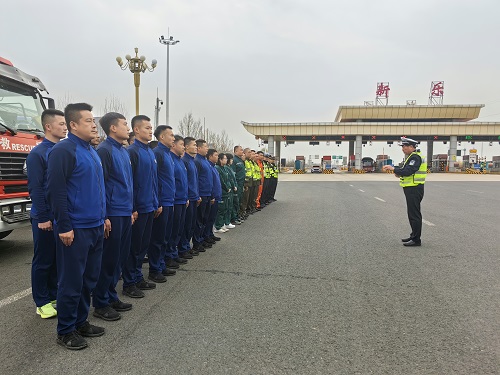 C:\Users\Administrator\Desktop\60e79dcb06fa16e7ea62057cea01f05.jpg C:\Users\Administrator\Desktop\60e79dcb06fa16e7ea62057cea01f05.jpg