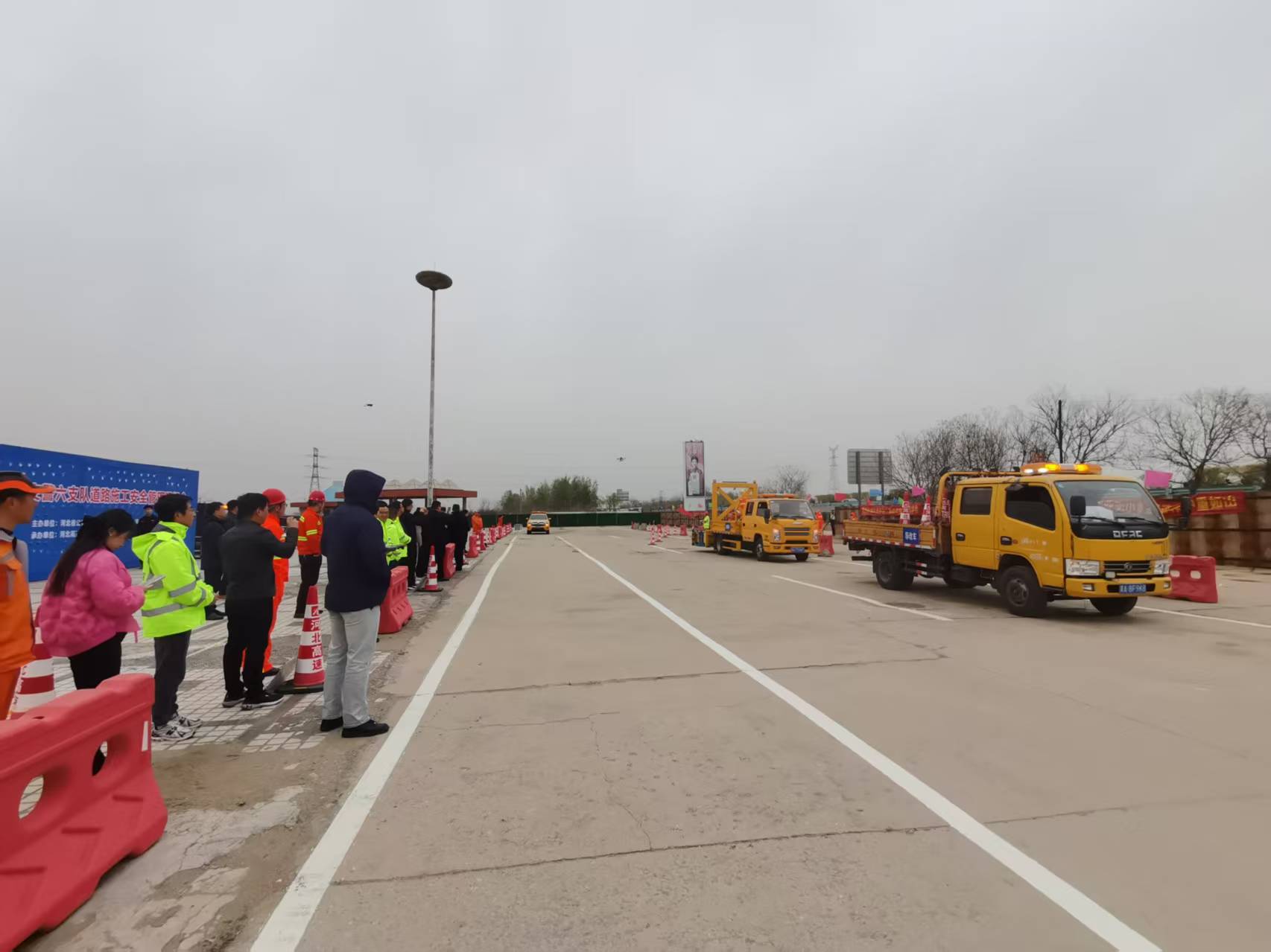 C:\Users\lx\Desktop\03.jpg C:\Users\lx\Desktop\03.jpg