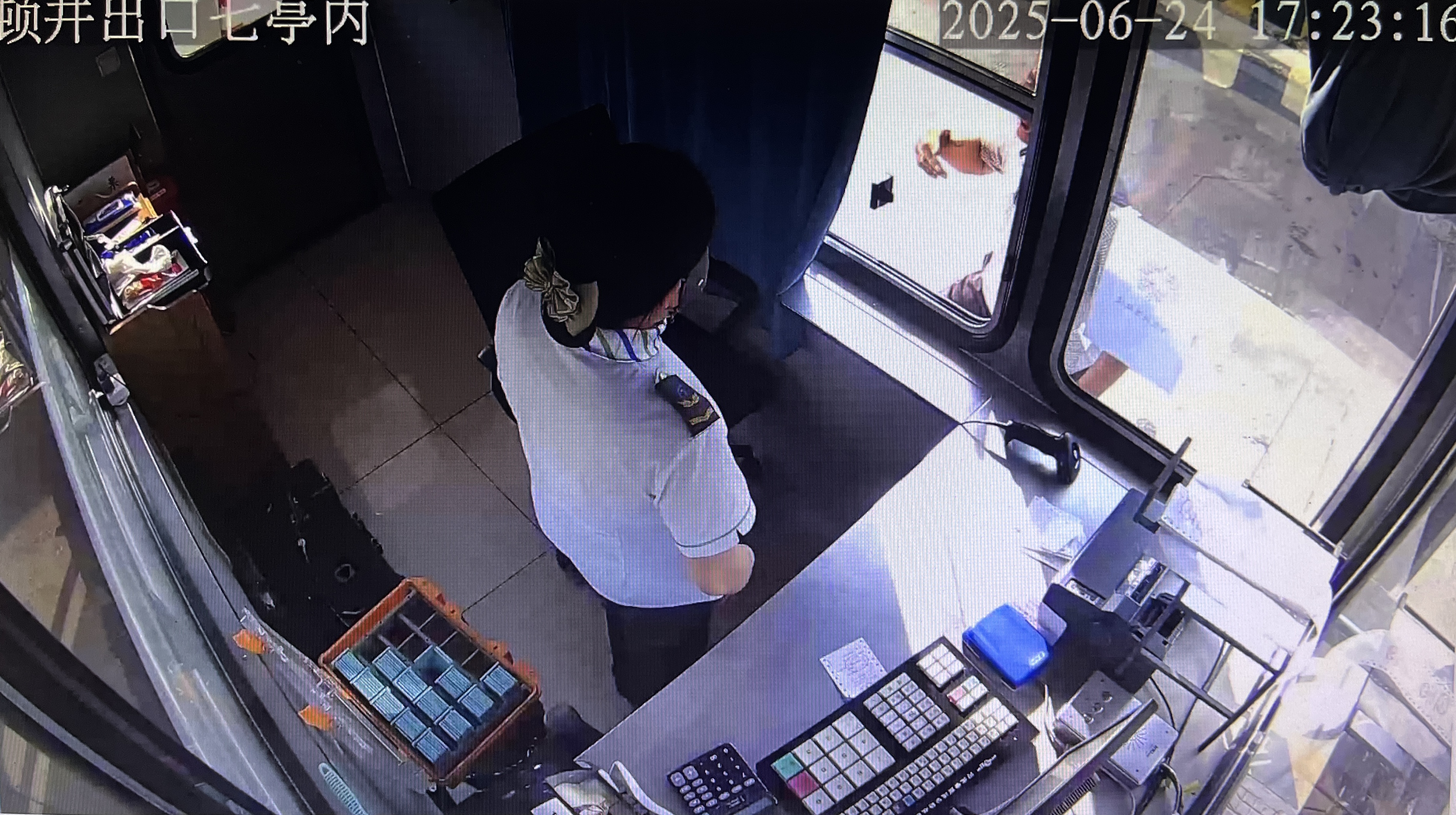 655FF8E5-B0DF-4344-95D4-B90A8D9D0246.jpeg 655FF8E5-B0DF-4344-95D4-B90A8D9D0246.jpeg