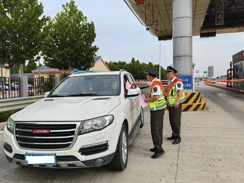 C:\Users\Administrator\Desktop\500c41ec817b672bc29f203269657c6.jpg C:\Users\Administrator\Desktop\500c41ec817b672bc29f203269657c6.jpg