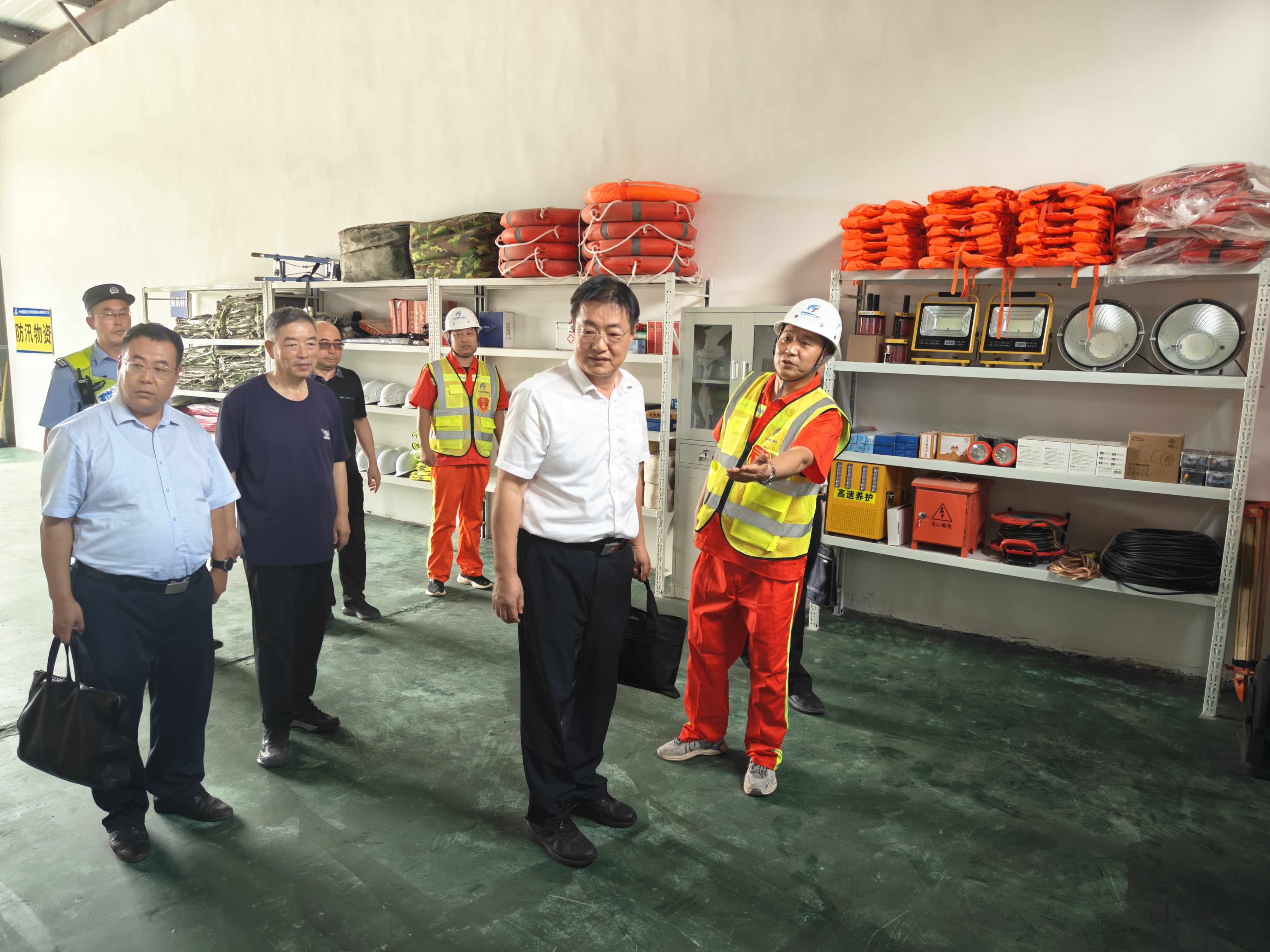 3dff14c18c6d3f23feae933ab13680a.jpg 3dff14c18c6d3f23feae933ab13680a.jpg