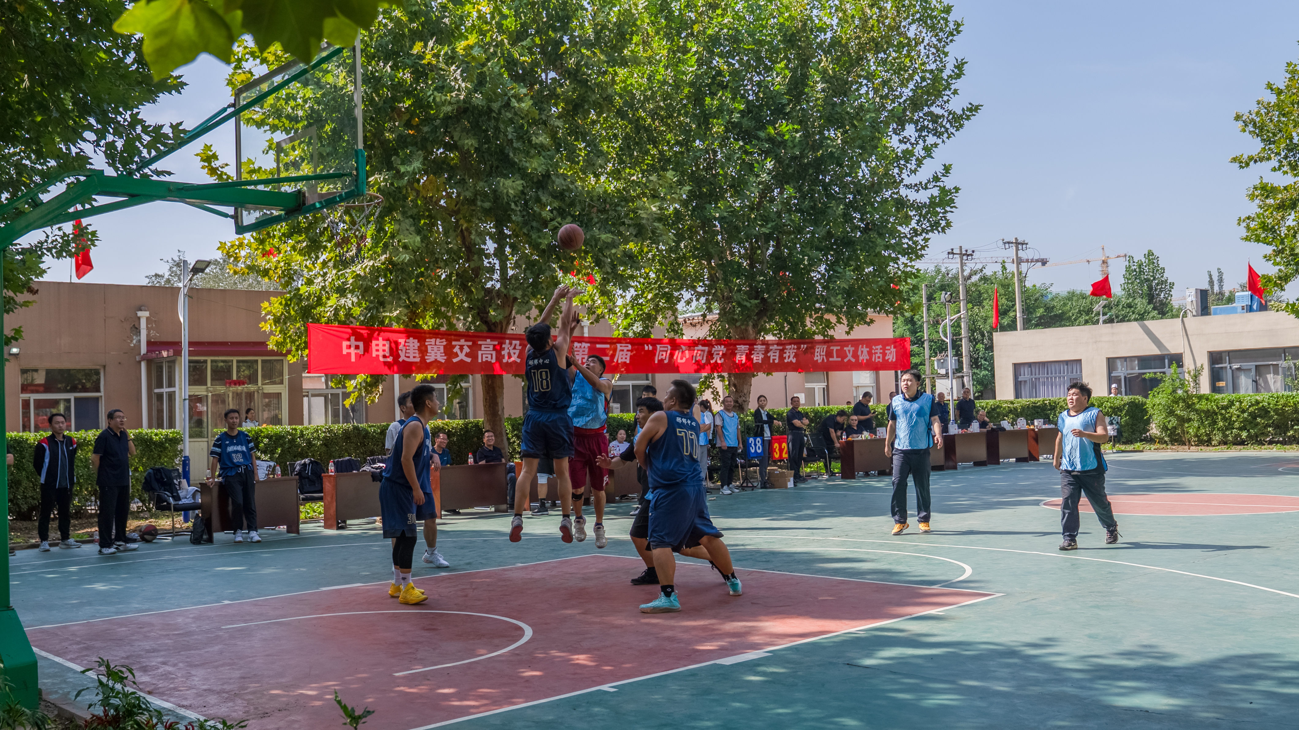 C:\Users\Administrator\Desktop\4.jpg C:\Users\Administrator\Desktop\4.jpg