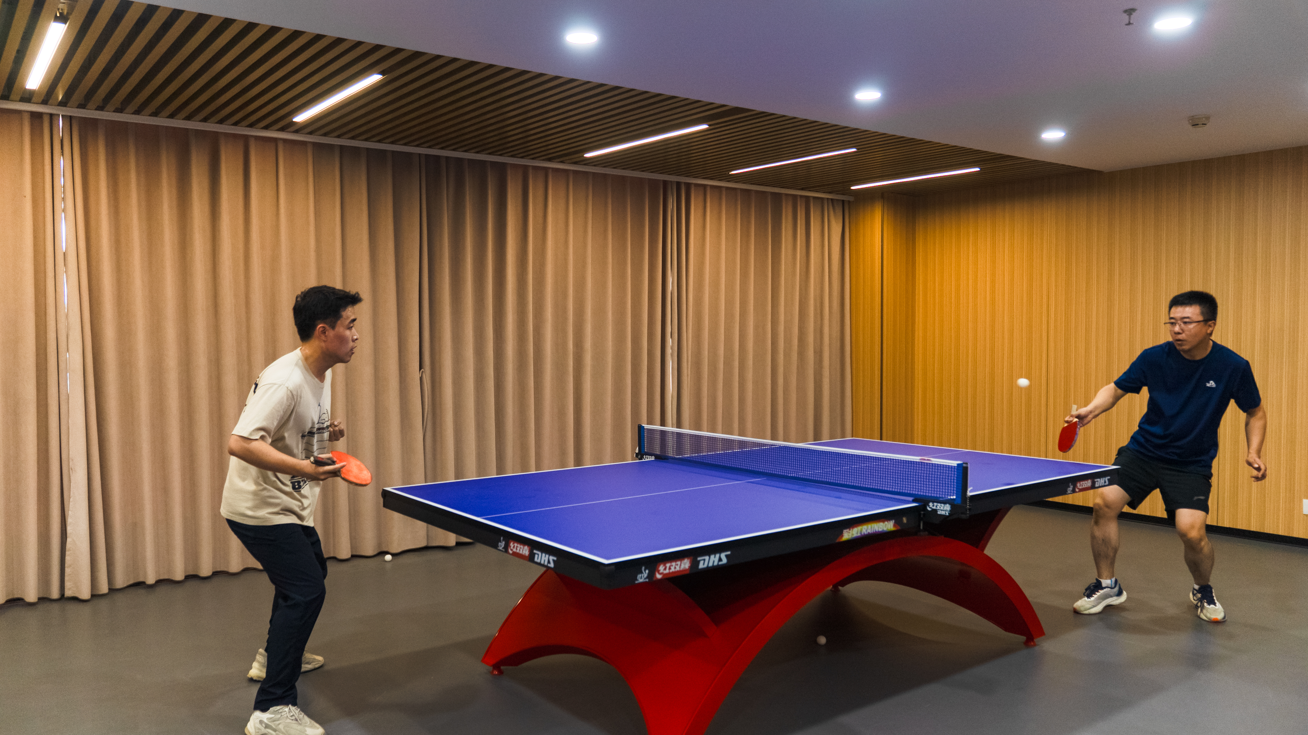 C:\Users\Administrator\Desktop\8.jpg C:\Users\Administrator\Desktop\8.jpg