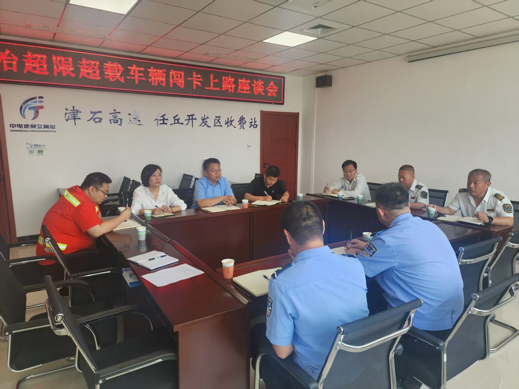 2fe29ac2f6aeb8bab8cc56e016473cef.jpg 2fe29ac2f6aeb8bab8cc56e016473cef.jpg