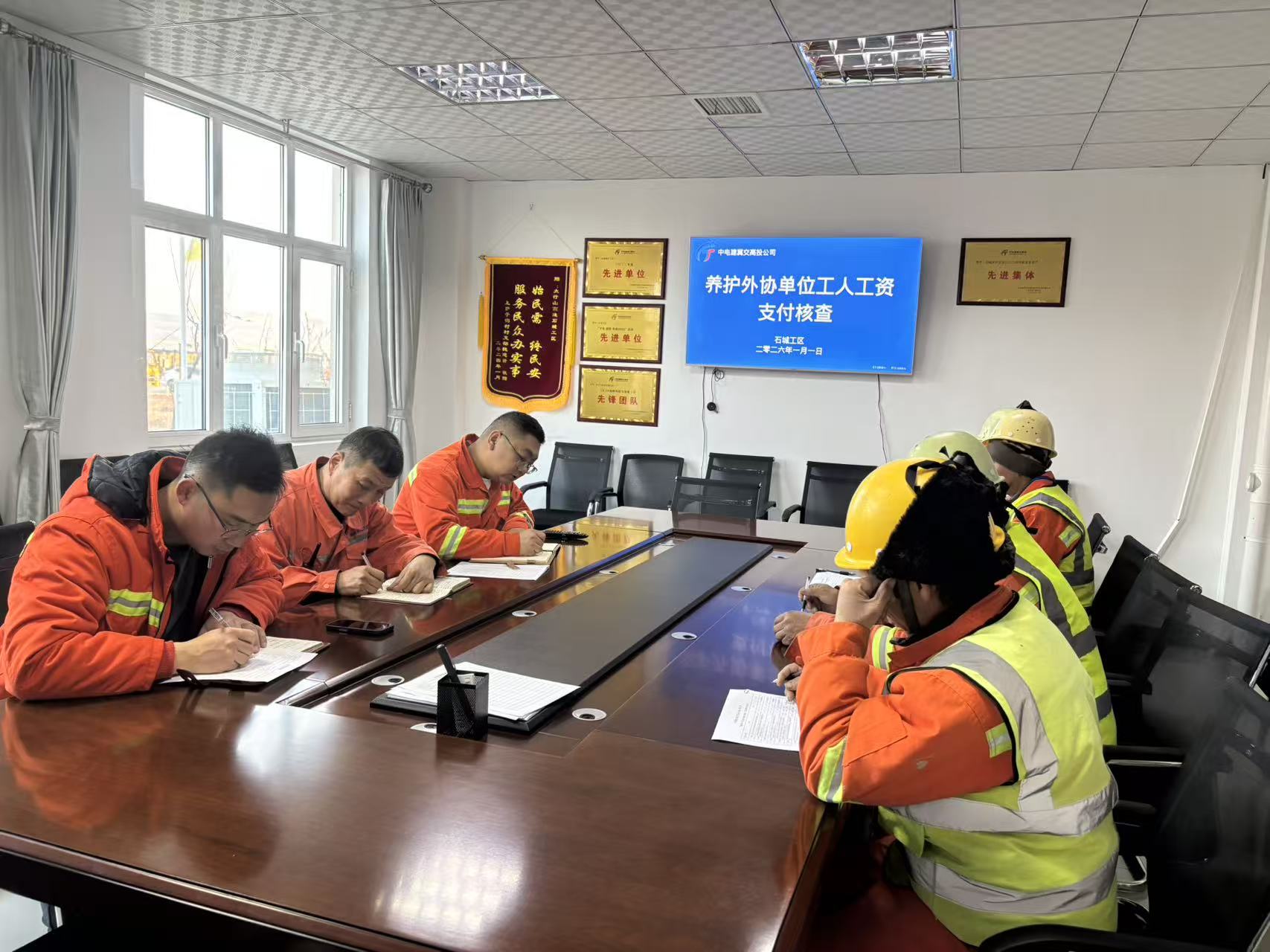 7d5cca0541cbc078fa2b95cf66f3a053.jpg 7d5cca0541cbc078fa2b95cf66f3a053.jpg