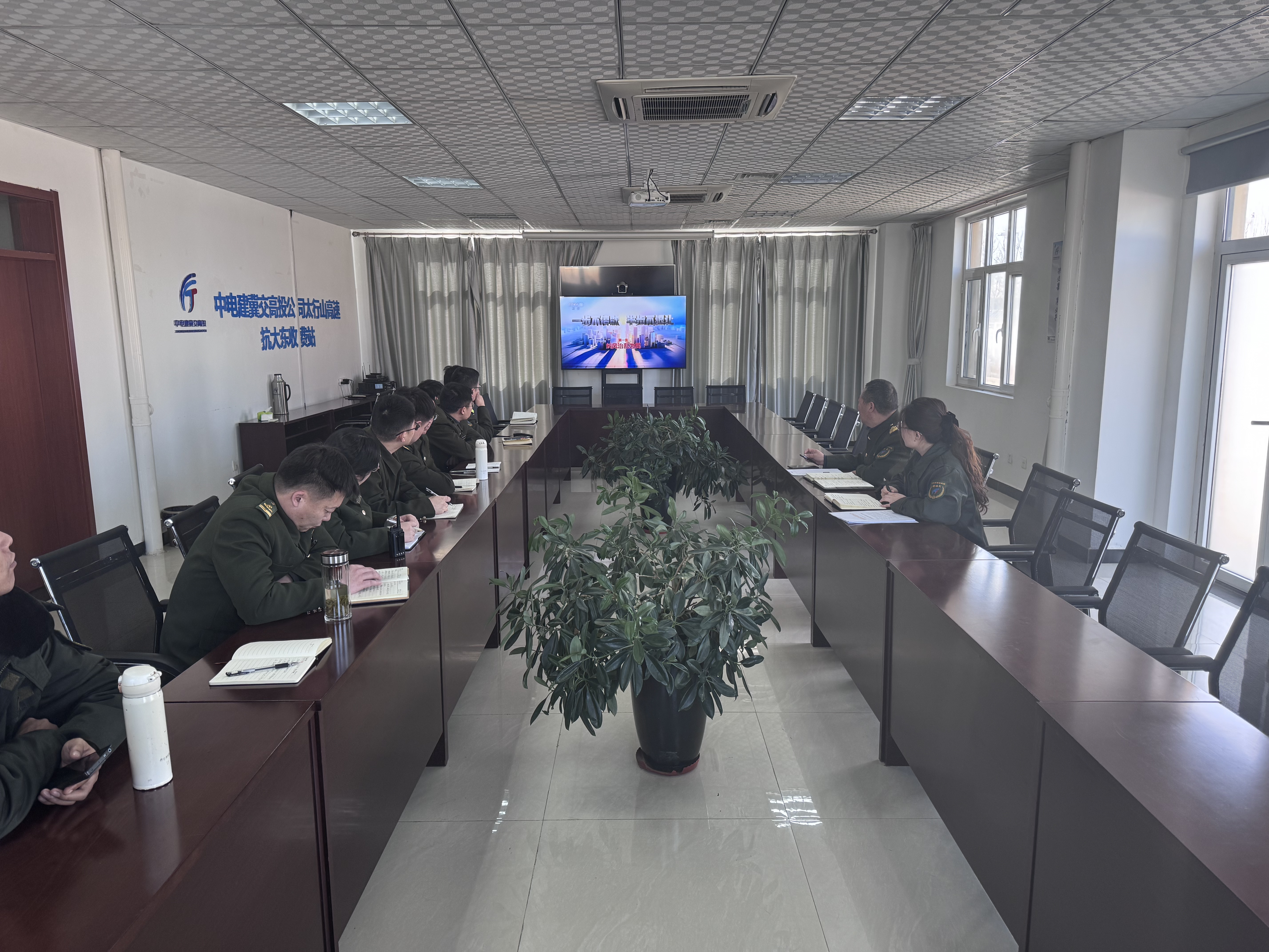 cb8cd96af64c0ff6f897bcb58cc4fb0.jpg cb8cd96af64c0ff6f897bcb58cc4fb0.jpg