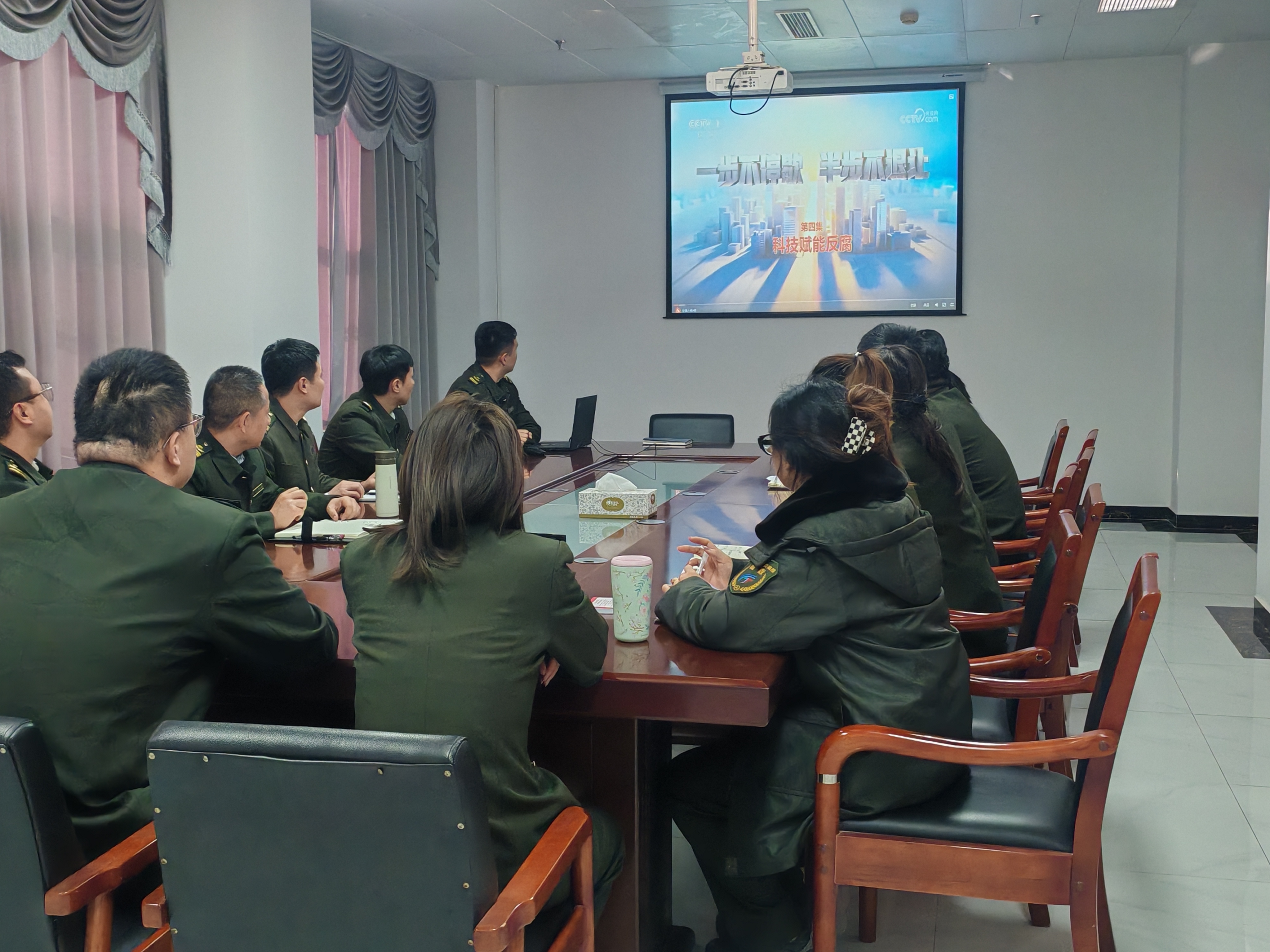 e6423a894dc301c0946b0a69ac77a401.jpg e6423a894dc301c0946b0a69ac77a401.jpg