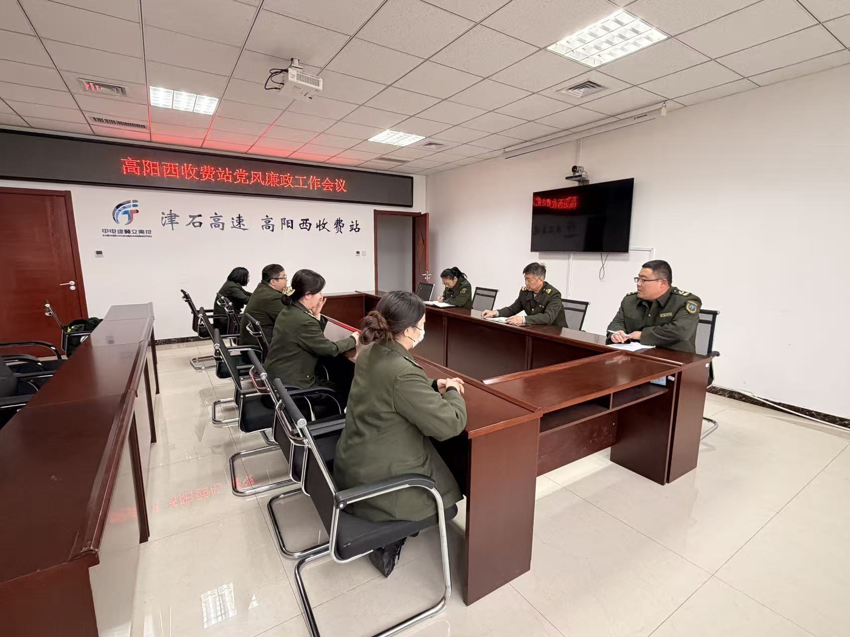 ce44f560f16644d8a31fd478c7ecc362.jpg ce44f560f16644d8a31fd478c7ecc362.jpg